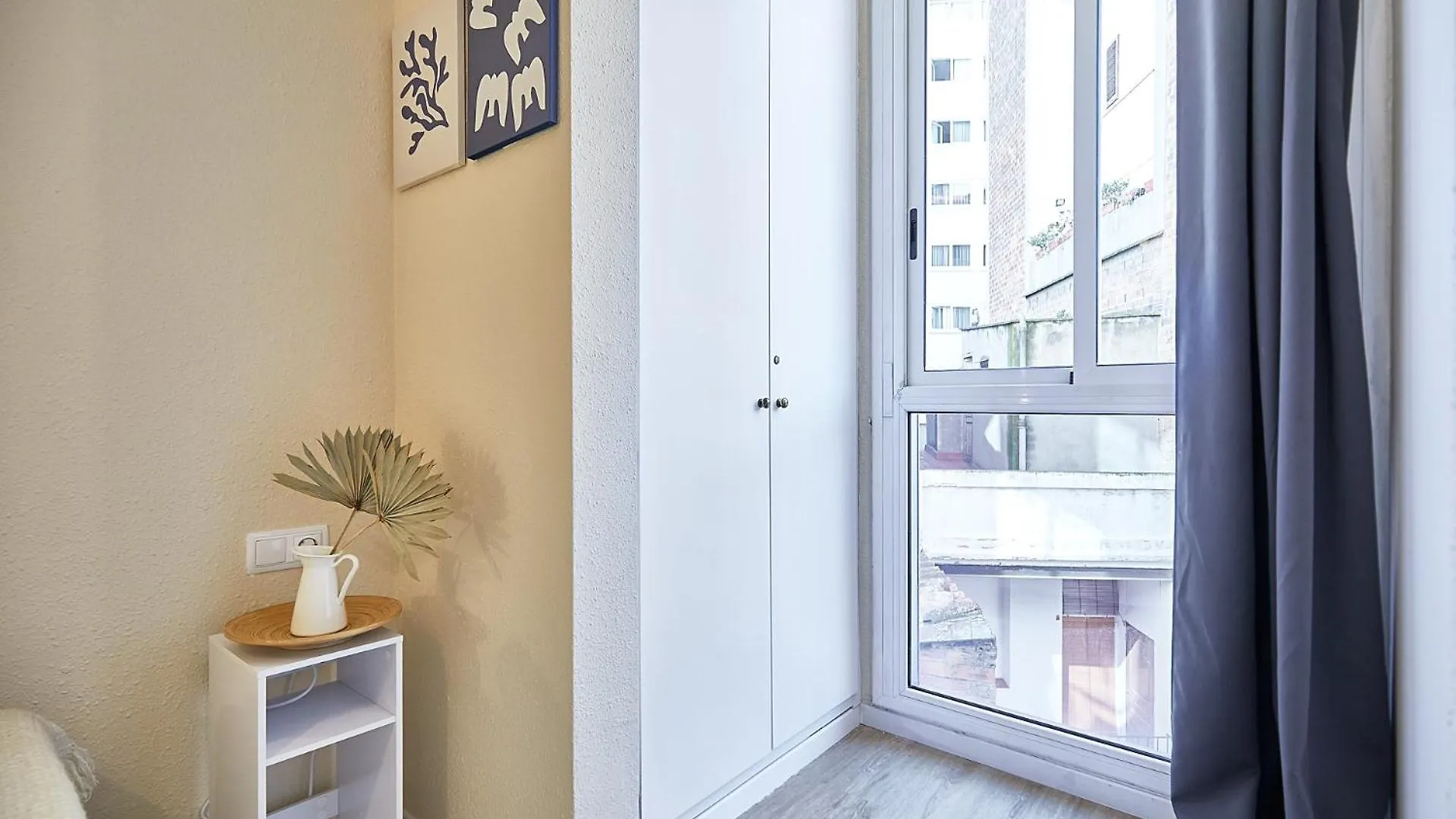 Bbarcelona Clot Apartments 0*, Barcelona