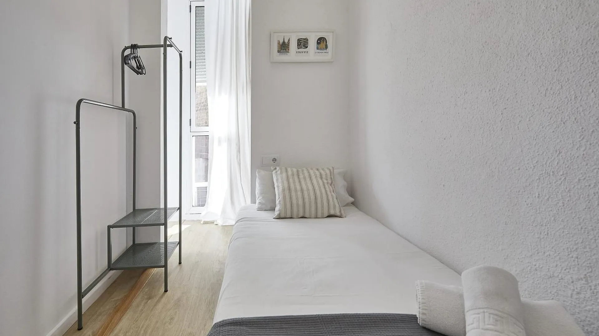 Bbarcelona Clot Apartments İspanya
