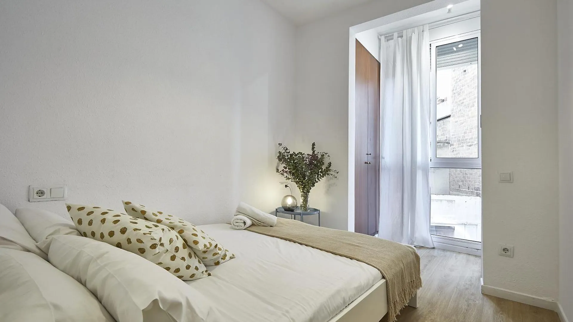 Bbarcelona Clot Apartments 0*, Barcelona