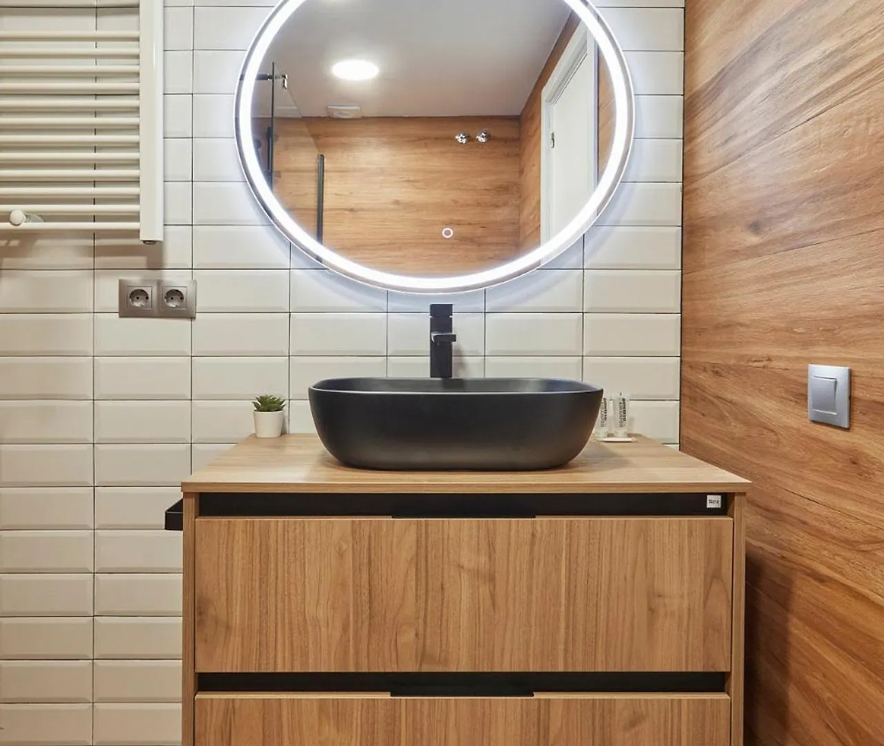 Bbarcelona Clot Apartments 0*, برشلونة إسبانيا
